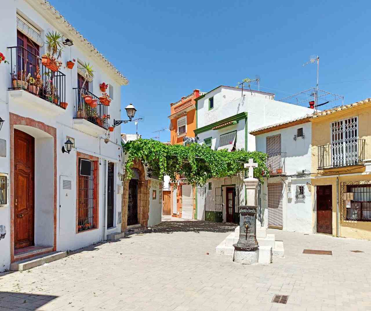 Barrio Baix la Mar en Dénia: El pintoresco Barrio de Pescadores de denia