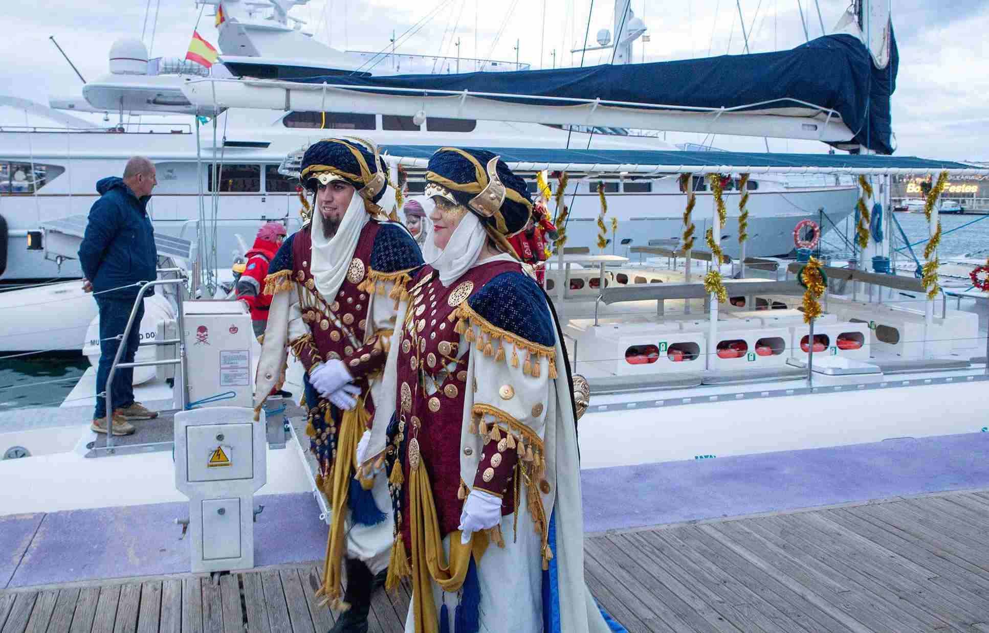 Cabalgata de Reyes Magos en Dénia 2026: Los reyes magos llegan el 5 de Enero 1 Cabalgata de Reyes Magos en Dénia