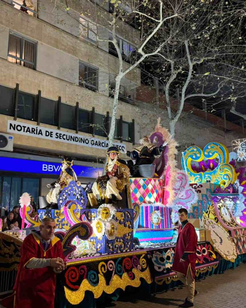 Cabalgata de Reyes Magos en Dénia 2026: Los reyes magos llegan el 5 de Enero 2 Cabalgata de Reyes Magos en Dénia