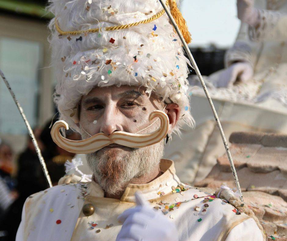 Carnaval en Dénia: Fiesta, Disfraces y carnaval para Todas las Edades en Denia 2026 3 4 11zon 4