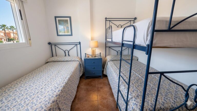 Gemini_Generated_Image_6hqdlr6hqdlr6hqd_3_11zon