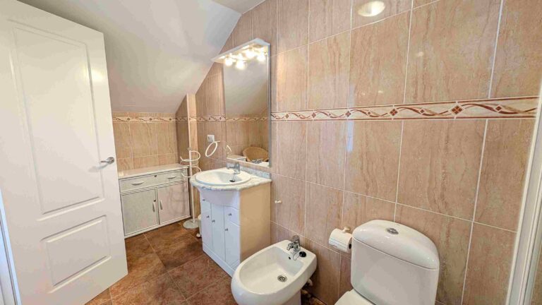 PXL_20260410_154824831_3_11zon