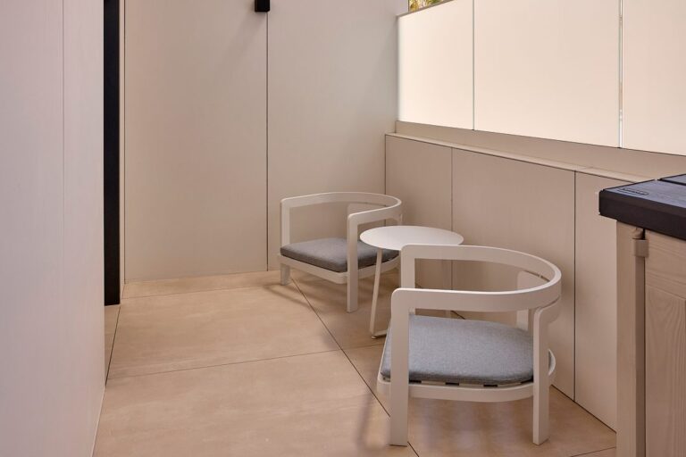 albamar-apt2-03A1016_29_11zon